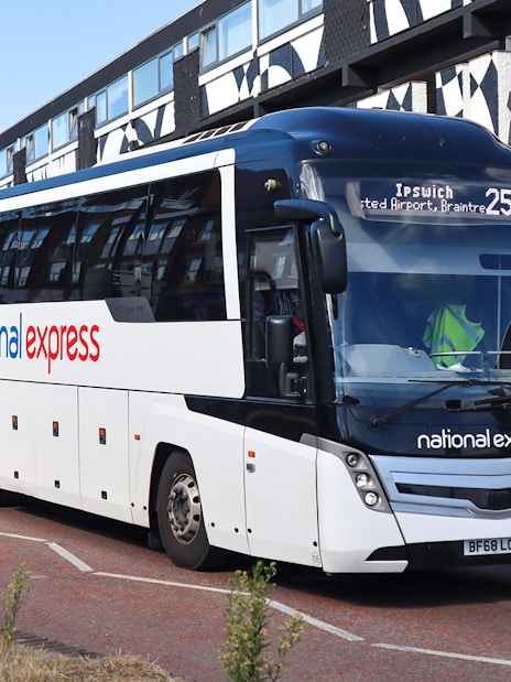 Bus to Windsor castle