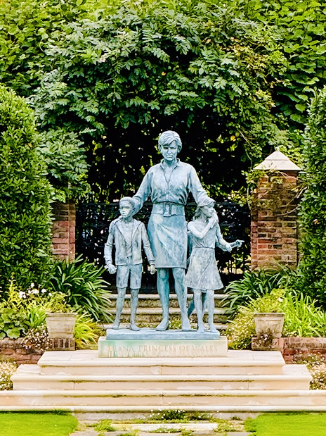 Princess Diana statue in Kensington Palace's Sunken Garden, London.